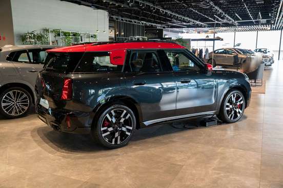 MINI-COUNTRYMAN-2025