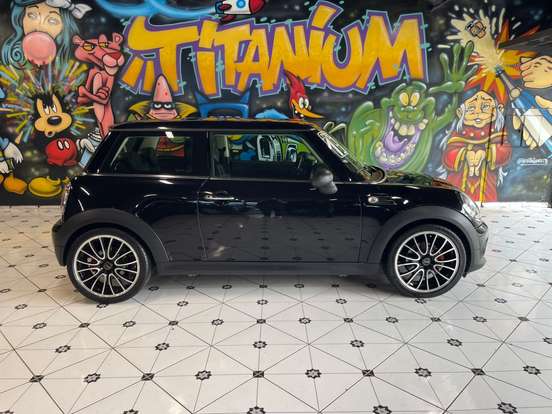 MINI-ONE-2012