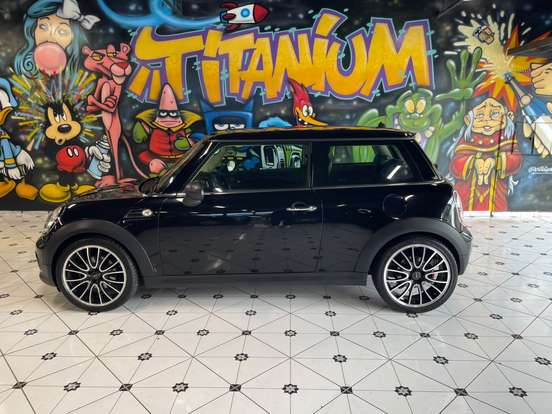 MINI-ONE-2012