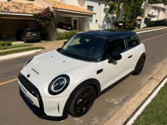 MINI-COOPER-2.0 16V TWINPOWER GASOLINA S TOP 2P STEPTRONIC MINI-COOPER-2023