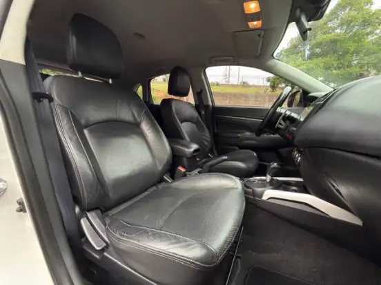 MITSUBISHI-ASX-2012