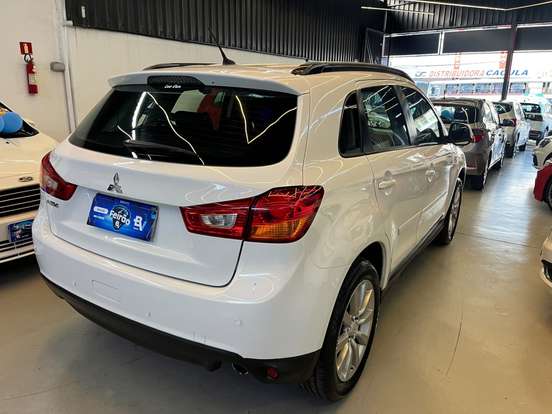 MITSUBISHI-ASX-2014