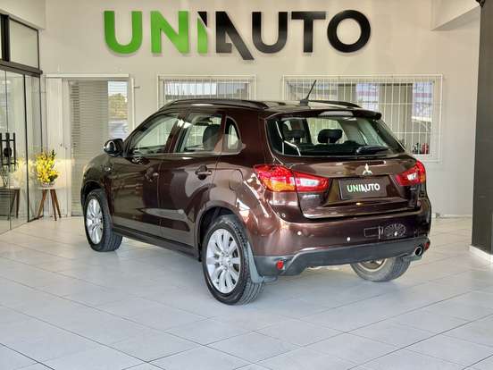 MITSUBISHI-ASX-2014