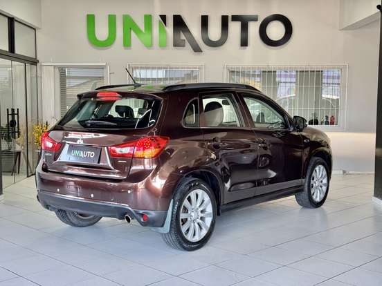 MITSUBISHI-ASX-2014