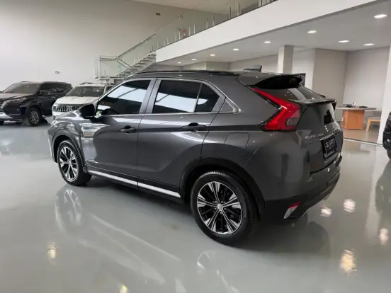 MITSUBISHI-ECLIPSE CROSS-1.5 MIVEC TURBO GASOLINA HPE-S CVT MITSUBISHI-ECLIPSE CROSS-2021