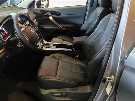 MITSUBISHI-ECLIPSE CROSS-1.5 MIVEC TURBO GASOLINA HPE CVT MITSUBISHI-ECLIPSE CROSS-2025