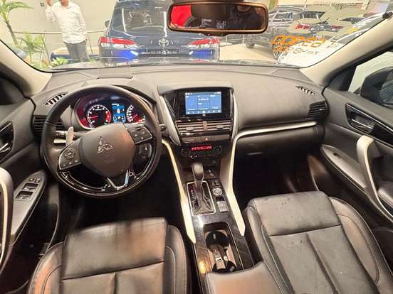 MITSUBISHI-ECLIPSE CROSS-1.5 MIVEC TURBO GASOLINA HPE-S S-AWC MOTORSPORTS CVT MITSUBISHI-ECLIPSE CROSS-2024