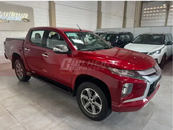 MITSUBISHI L200 TRITON 2.4 16V TURBO DIESEL SPORT HPE CD 4P 4X4 AUTOMÁTICO