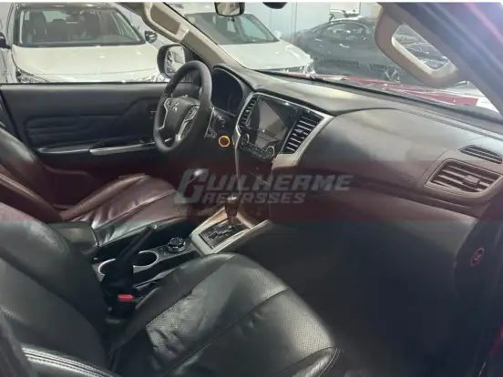 MITSUBISHI-L200 TRITON-2.4 16V TURBO DIESEL SPORT HPE CD 4P 4X4 AUTOMÁTICO MITSUBISHI-L200 TRITON-2021