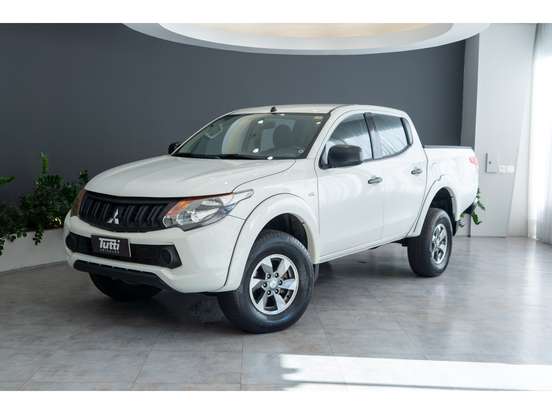 MITSUBISHI-L200 TRITON-2.4 16V TURBO DIESEL SPORT GLS CD 4P 4X4 AUTOMÁTICO MITSUBISHI-L200 TRITON-2021