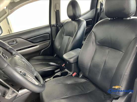 MITSUBISHI-L200 TRITON-2019