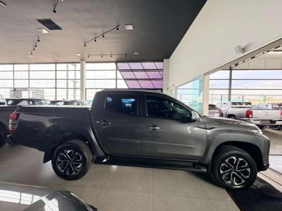 MITSUBISHI-L200 TRITON-2.4 16V TURBO DIESEL SPORT HPE-S CD 4P 4X4 AUTOMÁTICO MITSUBISHI-L200 TRITON-2022