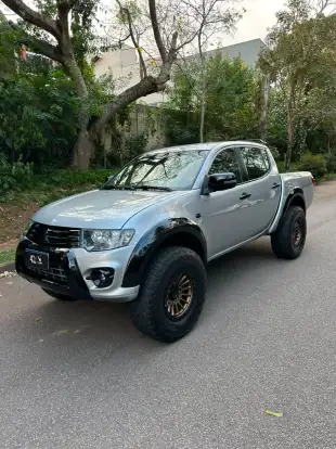 MITSUBISHI-L200 TRITON-3.2 HPE 4X4 CD 16V TURBO INTERCOOLER DIESEL 4P AUTOMÁTICO MITSUBISHI-L200 TRITON-2016