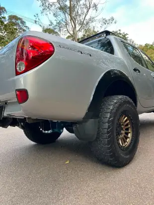 MITSUBISHI-L200 TRITON-3.2 HPE 4X4 CD 16V TURBO INTERCOOLER DIESEL 4P AUTOMÁTICO MITSUBISHI-L200 TRITON-2016