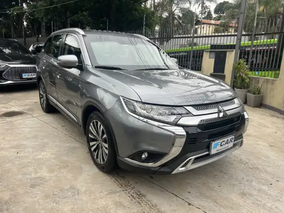 MITSUBISHI-OUTLANDER-2.0 MIVEC GASOLINA HPE AUTOMÁTICO MITSUBISHI-OUTLANDER-2021
