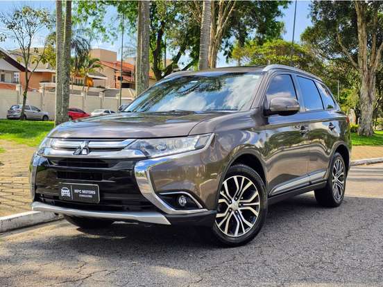 MITSUBISHI-OUTLANDER-2.0 COMFORT 16V GASOLINA 4P AUTOMÁTICO MITSUBISHI-OUTLANDER-2017