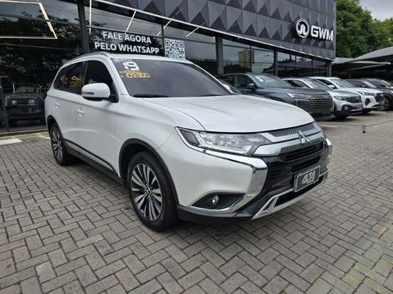 MITSUBISHI-OUTLANDER-2.0 MIVEC GASOLINA GLS AUTOMÁTICO MITSUBISHI-OUTLANDER-2018