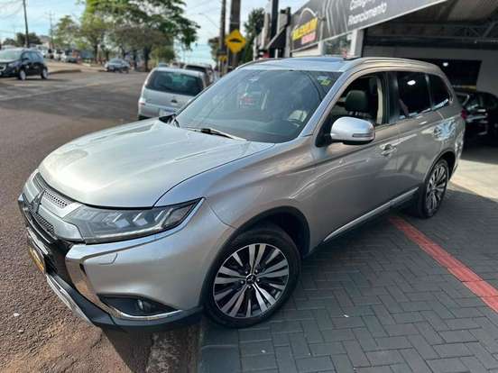 MITSUBISHI-OUTLANDER-2018