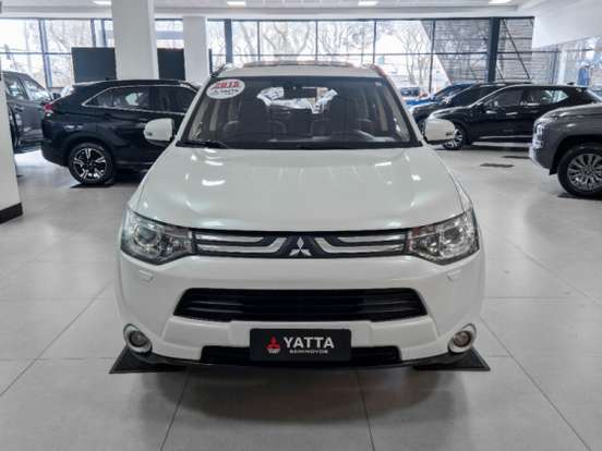 MITSUBISHI-OUTLANDER-3.0 GT 4X4 V6 24V GASOLINA 4P AUTOMÁTICO MITSUBISHI-OUTLANDER-2014