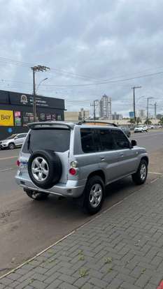 MITSUBISHI-PAJERO-2009