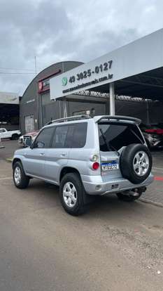 MITSUBISHI-PAJERO-2009
