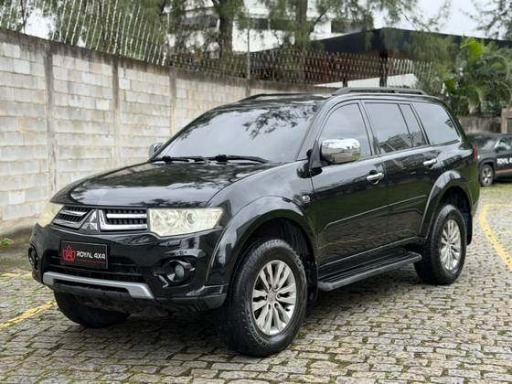 MITSUBISHI PAJERO 3.2 HPE 4X4 7 LUGARES 16V TURBO INTERCOOLER DIESEL 4P AUTOMÁTICO