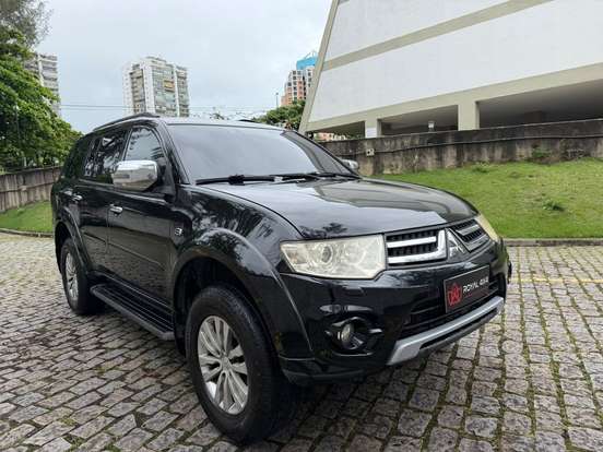 MITSUBISHI-PAJERO-3.2 HPE 4X4 7 LUGARES 16V TURBO INTERCOOLER DIESEL 4P AUTOMÁTICO MITSUBISHI-PAJERO-2016