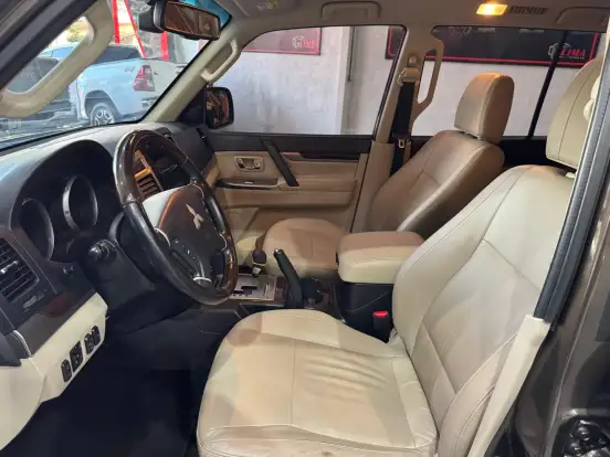 MITSUBISHI-PAJERO FULL-2020