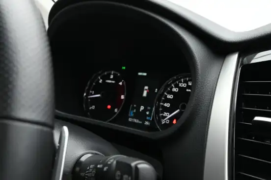 MITSUBISHI-PAJERO SPORT-2024