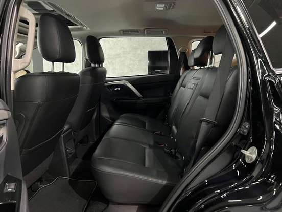 MITSUBISHI-PAJERO SPORT-2024