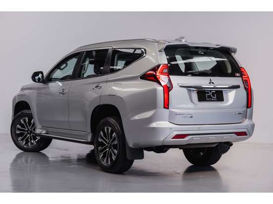 MITSUBISHI-PAJERO SPORT-2.4 16V MIVEC TURBO DIESEL HPE-S AWD AUTOMÁTICO MITSUBISHI-PAJERO SPORT-2021