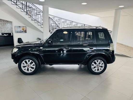 MITSUBISHI-PAJERO TR4-2010