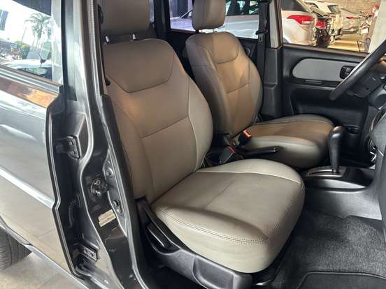 MITSUBISHI-PAJERO TR4-2013