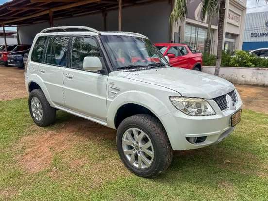 MITSUBISHI-PAJERO TR4-2011