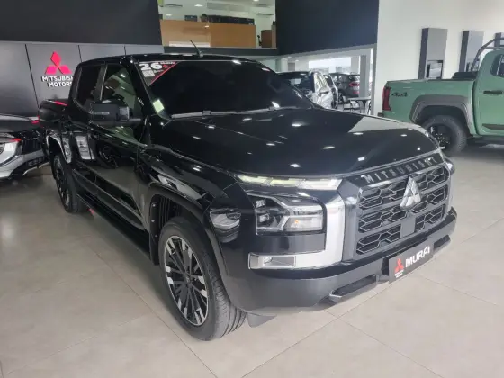 MITSUBISHI TRITON 2.4 BITURBO DIESEL CD HPE 4X4 AUTOMÁTICO