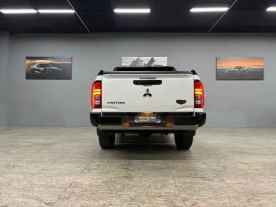 MITSUBISHI-TRITON-2.4 BITURBO DIESEL CD KATANA 4X4 AUTOMÁTICO MITSUBISHI-TRITON-2025