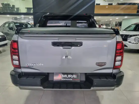 MITSUBISHI-TRITON-2.4 BITURBO DIESEL CD KATANA 4X4 AUTOMÁTICO MITSUBISHI-TRITON-2025