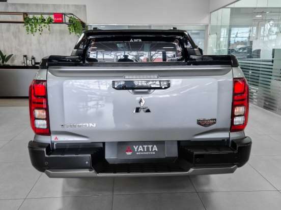 MITSUBISHI-TRITON-2.4 BITURBO DIESEL CD KATANA 4X4 AUTOMÁTICO MITSUBISHI-TRITON-2025