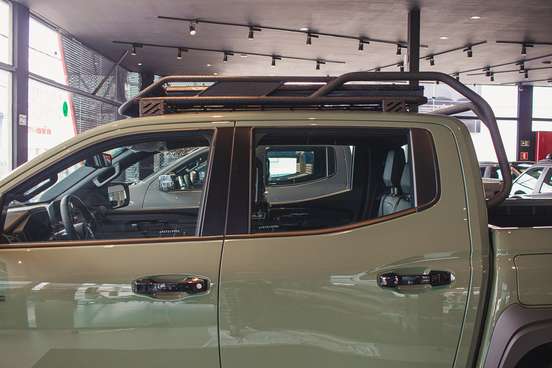 MITSUBISHI-TRITON-2026