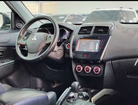 MITSUBISHI-ASX-2016