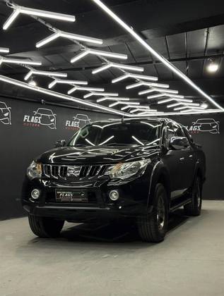 MITSUBISHI L200 TRITON 2.4 16V TURBO DIESEL SPORT HPE CD 4P 4X4 AUTOMÁTICO