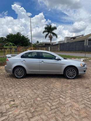 MITSUBISHI-LANCER-2019