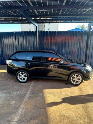 MITSUBISHI OUTLANDER 2.0 16V GASOLINA 4P AUTOMÁTICO