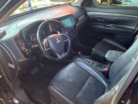 MITSUBISHI-OUTLANDER-2.0 16V GASOLINA 4P AUTOMÁTICO MITSUBISHI-OUTLANDER-2014
