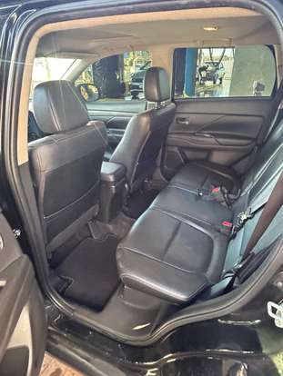 MITSUBISHI-OUTLANDER-2014