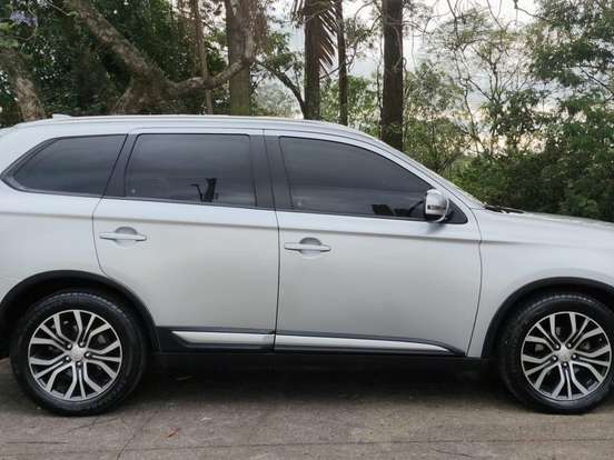 MITSUBISHI-OUTLANDER-2.0 16V GASOLINA 4P AUTOMÁTICO MITSUBISHI-OUTLANDER-2016