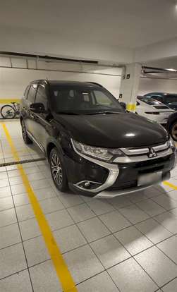 MITSUBISHI-OUTLANDER-3.0 GT 4X4 V6 24V GASOLINA 4P AUTOMÁTICO MITSUBISHI-OUTLANDER-2016