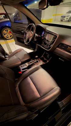 MITSUBISHI-OUTLANDER-2016
