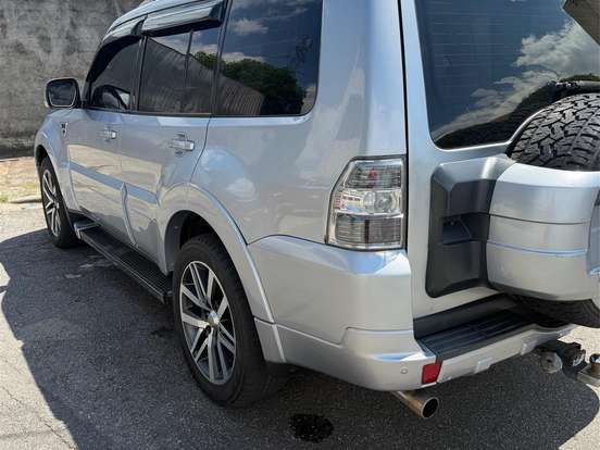 MITSUBISHI-PAJERO FULL-3.2 HPE 4X4 16V DIESEL 2P AUTOMÁTICO MITSUBISHI-PAJERO FULL-2013