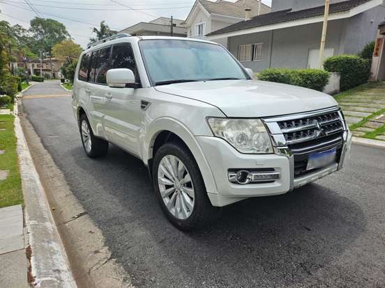 MITSUBISHI-PAJERO FULL-3.2 HPE 4X4 16V TURBO INTERCOOLER DIESEL 4P AUTOMÁTICO MITSUBISHI-PAJERO FULL-2018